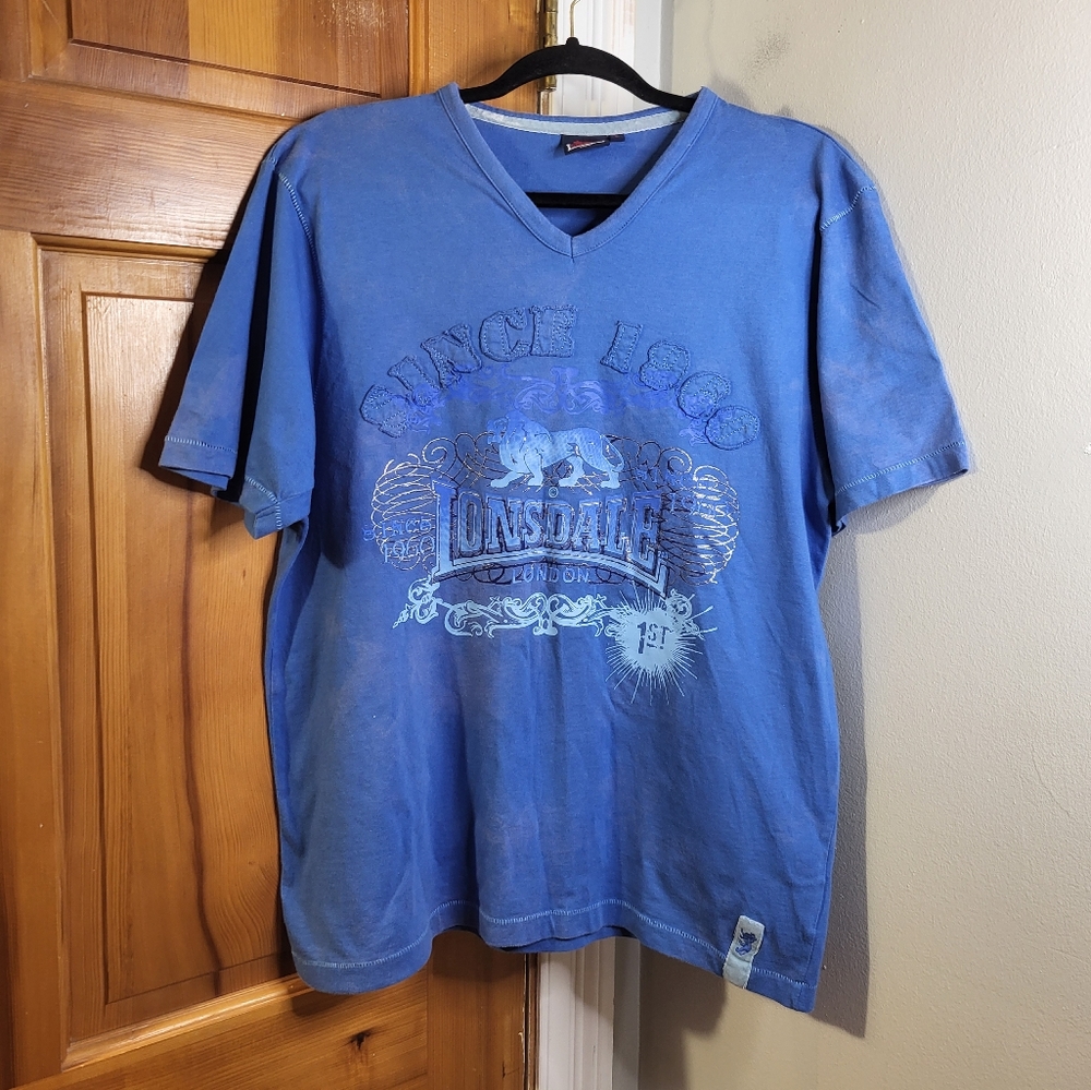 Lonsdale London Men's V Neck 3D Tee Shirt